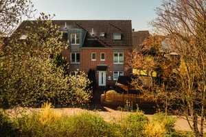 Wohlfühloase: Paeschke-Reiheneckhaus mit Garage, Garten und Blick auf die Natur – Leverkusen – Vorschaubild 3