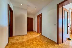 Urdenbach: 3-Zimmer-Wohnung mit großem Süd-Ost-Balkon in Schlosspark Benrath Nähe. – Düsseldorf – Vorschaubild 14