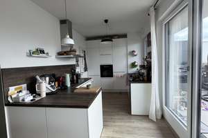 Penthouse-Wohngefühl: Helle 4-Zimmer-Wohnung in Wiesbaden – Die vollständige Adresse der Immobilie erhältst du vom Anbieter., 65189 Südost, Wiesbaden – Vorschaubild 3