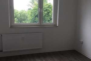 Sofortbezug in sanierte Wohnung möglich! – Jessener Str. 31, 1257 Leuben (Stadtteil), Dresden – Vorschaubild 4