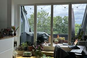 Beautiful, bright apartment, sublet august - february – Eschersheimer Straße 55, 12099 Neukölln (Ortsteil), Berlin – Vorschaubild 2