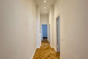 HOCHWERTIG SANIERTER, ELEGANTER STUCKALTBAU MIT GROSSER TERRASSE ZUM RUHIGEN INNENHOF – Trautenaustrasse 8, 10717 Wilmersdorf, Berlin – Vorschaubild 28