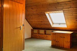 Gepflegtes 4-Zimmer Haus in Laaber (93164) – Die vollständige Adresse der Immobilie erhältst du vom Anbieter., 93164 Laaber – Vorschaubild 21