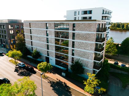 Woltmershausen / Tiefgaragenstellplatz in Bestlage authentic