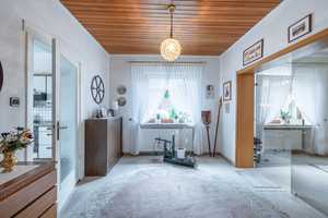 Achtung Preisreduktion! Festpreis 249.000,00€
Gepflegtes Einfamilienhaus mit Garten und Garage – Bremen – Vorschaubild 3