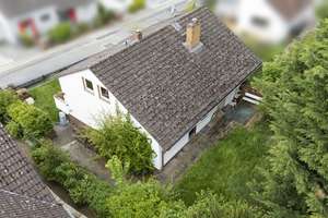 Großzügiges Familienhaus über 3 Etagen mit Garten – Die vollständige Adresse der Immobilie erhältst du vom Anbieter., 65817 Eppstein – Vorschaubild 2