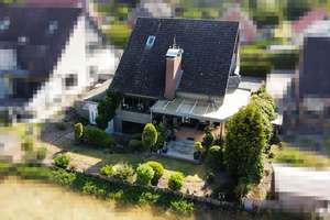 Zweifamilienhaus in idyllischer Feldrandlage – Die vollständige Adresse der Immobilie erhältst du vom Anbieter., 23570 Travemünde, Lübeck – Vorschaubild 4