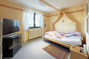 Newel-Beßlich: Architektenhaus mit separatem Gästehaus, Doppelgarage und weitläufigem Grundstück. – Die vollständige Adresse der Immobilie erhältst du vom Anbieter., 54309 Newel – Vorschaubild 23