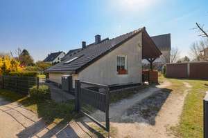 „Großzügiges Wohnen in ruhiger Lage – Haus mit Garten, Pool & Potenzial in Berlin-Rudow“ – Die vollständige Adresse der Immobilie erhältst du vom Anbieter., 12355 Rudow, Berlin – Vorschaubild 26