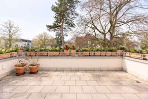 Elegante Villenwohnung mit separatem Wellnesskomfort: Berlin-Grunewald – Die vollständige Adresse der Immobilie erhältst du vom Anbieter., 14193 Grunewald, Berlin – Vorschaubild 9