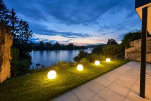 Exklusives Wohnen am Moselstausee – Luxus-Neubau mit unverbaubarem Wasserblick