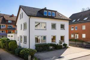 Wohnen mit Charakter: Helle Etagenwohnung in Gadderbaum