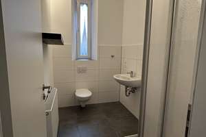 Fürth/ Nähe Bahnhof! 4-Zi.-Erdgeschosswohnung für die Familie, Freiberufler oder WG. sofort frei! – 90763 Nördliche Südstadt, Fürth – Vorschaubild 7