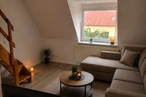 gemütliche 2 Raum Wohnung mit Balkon und Spitzboden