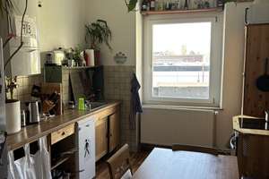 WG- geeignete großzügige 5-Zimmer-Wohnung in Düsseldorf-Lierenfeld – Die vollständige Adresse der Immobilie erhältst du vom Anbieter., 40231 Lierenfeld, Düsseldorf – Vorschaubild 6