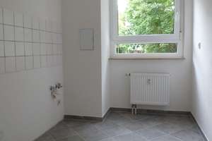 SCHÖNE 3-RAUM Wohnung mit BALKON im Herzen von Chemnitz – Reitbahnstraße 49, 9111 Zentrum, Chemnitz – Vorschaubild 5