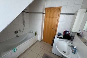 Helle 3-Zimmer Dachgeschosswohnung mit Balkon in Ramersdorf-Perlach – Bärenwaldstraße 22, 81737 Ramersdorf, München – Vorschaubild 9