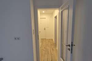 Schöner Wohnen Nähe Insel Schütt ! Süße, komplett sanierte 2-Zimmer-Erdgeschoss-Wohnung mit Balkon – Martin-Treu-Straße 42, 90403 Altstadt, St. Sebald, Nürnberg – Vorschaubild 12