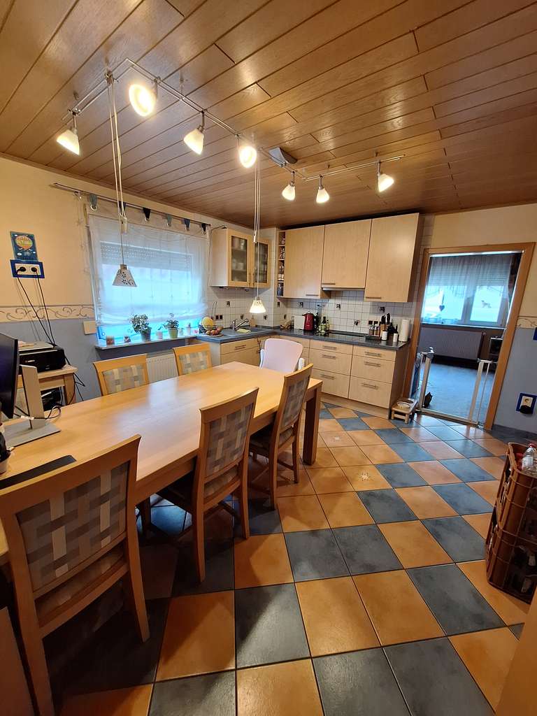 Immobilie in Heuchelheim bei Frankenthal - Charmante Doppelhaushälfte mit großem Grundstück in ruhiger Lage - Bild 4