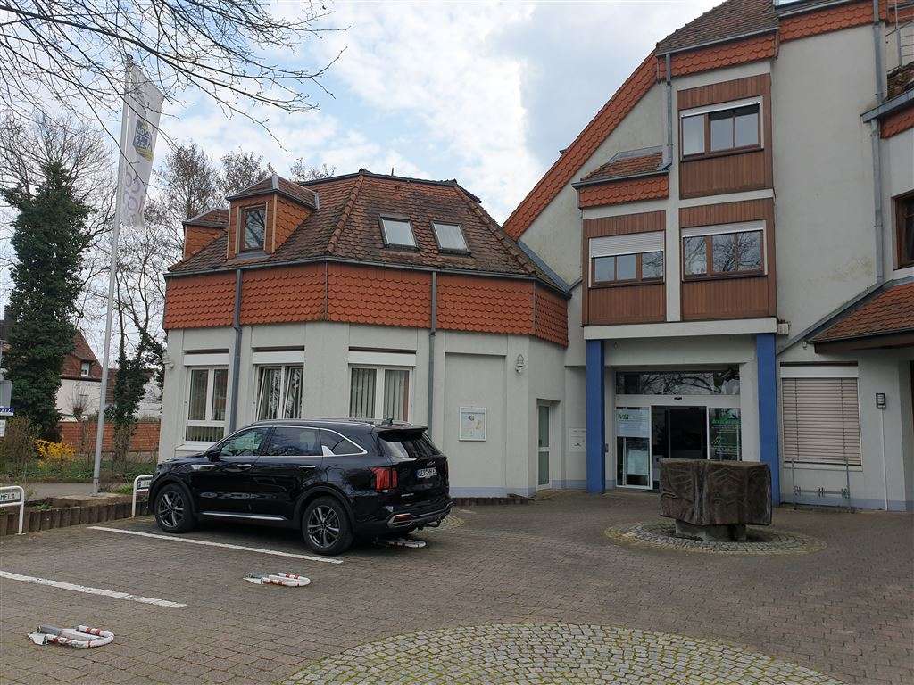 Immobilie in Jockgrim - Büro-/Wohnimmobilie - ehemalige VR Bank Filiale. - Bild 1