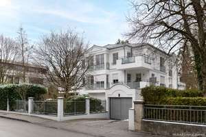 Luxeriöse 4 Zimmer
Split-Level-Wohnung
München - Solln / Isar - Nähe