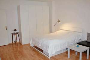 Charmante 1-Zimmer Wohnung im 4. OG in Berlin Prenzlauer Berg