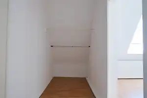 Traumhafte Dachgeschoss-Maisonette: Vielseitig nutzbar für Wohnen und Arbeiten! – Luegallee 10, 40545 Düsseldorf – Vorschaubild 22