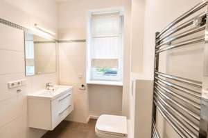 Bezugsfrei - modernisiert - individuell: 2,5-Zimmer-Wohnung in grüner Lage von Steglitz – Die vollständige Adresse der Immobilie erhältst du vom Anbieter., 12163 Steglitz, Berlin – Vorschaubild 9