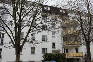 2 Raum Wohnung mit Balkon, Abstellraum, Einbauküche und Stellplatz in schöner Wohnlage zu vermieten – Tannenstraße 19, 9113 Schloßchemnitz, Chemnitz – Vorschaubild 2