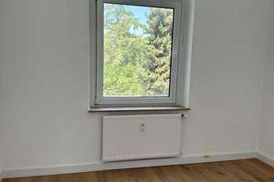 Helle bezugsfreie, renovierte 3,5-Zi-Altbauwohnung mit neuer EBK in Düsseldorf-Alt Eller – Die vollständige Adresse der Immobilie erhältst du vom Anbieter., 40229 Eller, Düsseldorf – Vorschaubild 11