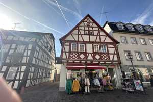 Denkmalgeschütztes Wohn- und Geschäftshaus in Marktheidenfeld! 30.500 € Miete + Sonderabschreibung! – Main-Spessart (Kreis) – Vorschaubild 1