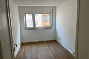 Frisch renovierte 2 ZKB Wohnung in Ludwigshafen-Mitte-Top S-Bahn-Anbindung! – 67059 Mitte, Ludwigshafen am Rhein – Vorschaubild 3