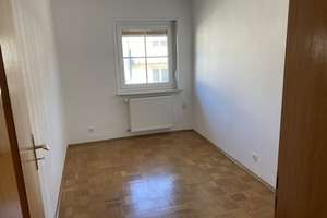 Gepflegtes Zweifamilienhaus, Oase nähe FFM, sofort Verfügbar – Taunusstraße 15, 61138 Niederdorfelden – Vorschaubild 12