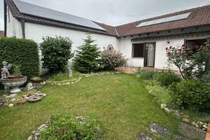 Schönes, Zentrales Bungalow mit zwei separaten Eingängen zu Verkaufen – Erhart- Kästner- Str. 31B, 86161 Wolfram-und Herrenbachviertel, Augsburg – Vorschaubild 7