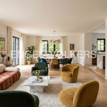 Luxuriöse, moderne Maisonette-Wohnung mit großer Terrasse in bevorzugter Wohnlage