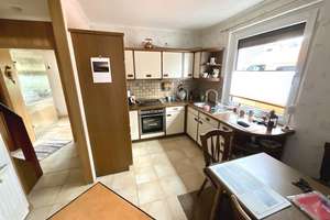 Charmantes Wohnhaus mit großem Grundstück – Die vollständige Adresse der Immobilie erhältst du vom Anbieter., 27574 Schiffdorferdamm, Bremerhaven – Vorschaubild 11