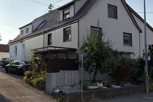 Vielseitiges Haus in Reutlingen: Raum für Ihre Ideen – Die vollständige Adresse der Immobilie erhältst du vom Anbieter., 72768 Rommelsbach, Reutlingen – Vorschaubild 2