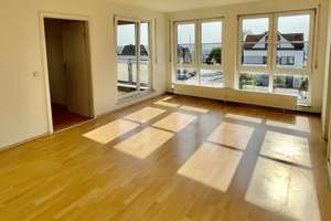 Attraktive und geräumige 2-Zimmer-Wohnung mit Balkon