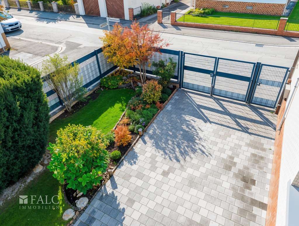 Immobilie in Hagenbach - Wohnhaus mit Halle – vielseitig nutzbar & als Bauplatz geeignet - Bild 1