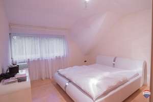 Großes Einfamilienhaus mit schönem Wintergarten in Rees-Millingen – Die vollständige Adresse der Immobilie erhältst du vom Anbieter., 46459 Rees – Vorschaubild 19
