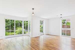 Ruhe, Garten, Lebensqualität: Attraktive 4-Zimmer-Wohnung in Waldtrudering