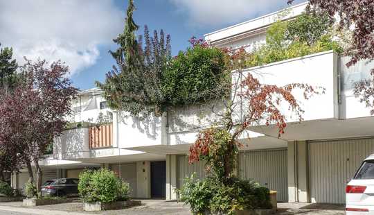 Bild von Mainz Finthen Feldrandlage #  Reihenmittelhaus mit Gartenterrasse und Garage