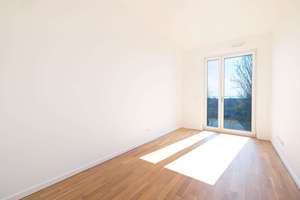 Im Sommer im neuen Zuhause - 4 Zimmer mit 2 Bädern und Südbalkon mit Seeblick – Am Albertussee 41, 40549 Heerdt, Düsseldorf – Vorschaubild 5