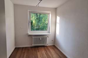 Uninahe 3-Zimmer Wohnung mit 2 Loggias und Tiefgaragenstellplatz – Jägerhofstraße 108A, 42119 Elberfeld, Wuppertal – Vorschaubild 17