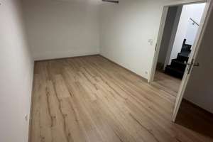 Attraktive 4-Zimmer DHH mit EBK in Kaarst – Die vollständige Adresse der Immobilie erhältst du vom Anbieter., 41564 Kaarst – Vorschaubild 5