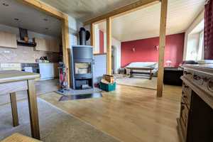 Charmantes und renoviertes Einfamilienhaus in idyllischer Burgkulisse! – Altenkirchen (Westerwald) (Kreis) – Vorschaubild 2