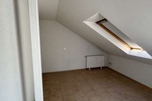 Helle 2Zi Whg mit EBK und Loggia / Bright 2 room  top floor apartment w Loggia – Heuerstraße 53, 55129 Hechtsheim, Mainz – Vorschaubild 7
