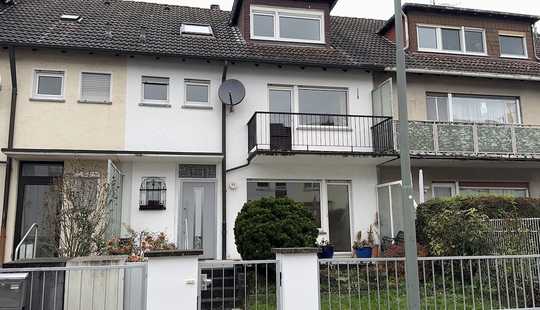 Bild von Großzügiges Reihenhaus mit viel Platz – ideal für Familien!