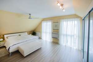 Top end, luxurious, modern family home with Garden, quiet neighbourhood near Strothoff Intl – Die vollständige Adresse der Immobilie erhältst du vom Anbieter., 63263 Neu-Isenburg – Vorschaubild 2
