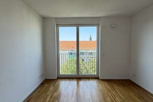 Moderne 4-Raum-Wohnung im Zentrum: Einbauküche und Balkon – Am See 1a, 1067 Wilsdruffer Vorstadt/Seevorstadt-West, Dresden – Vorschaubild 7